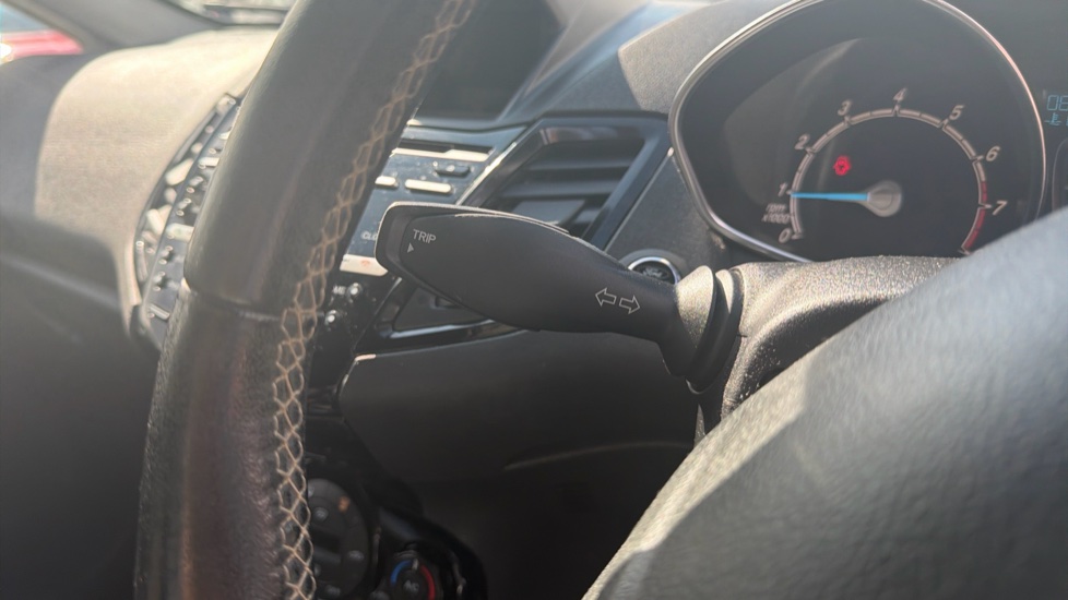 Ford Fiesta 1.0 EcoBoost Titanium 5dr Petrol Hatchback - Image 35