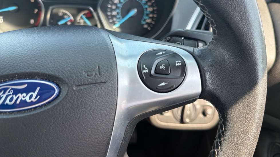 Ford Kuga 1.6 EcoBoost 180 Titanium X 5dr Auto Petrol Estate - Image 32