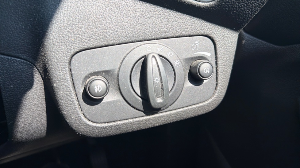 Ford Kuga 1.6 EcoBoost 180 Titanium X 5dr Auto Petrol Estate - Image 35