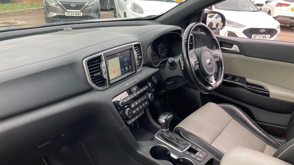 Kia Sportage 1.6T GDi GT-Line S 5dr DCT Auto [AWD] Petrol Estate - Image 9