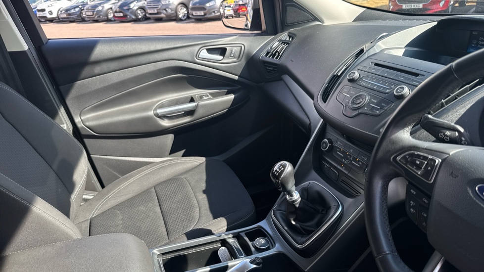 Ford Kuga 1.5 TDCi Zetec 5dr 2WD Diesel Estate - Image 14