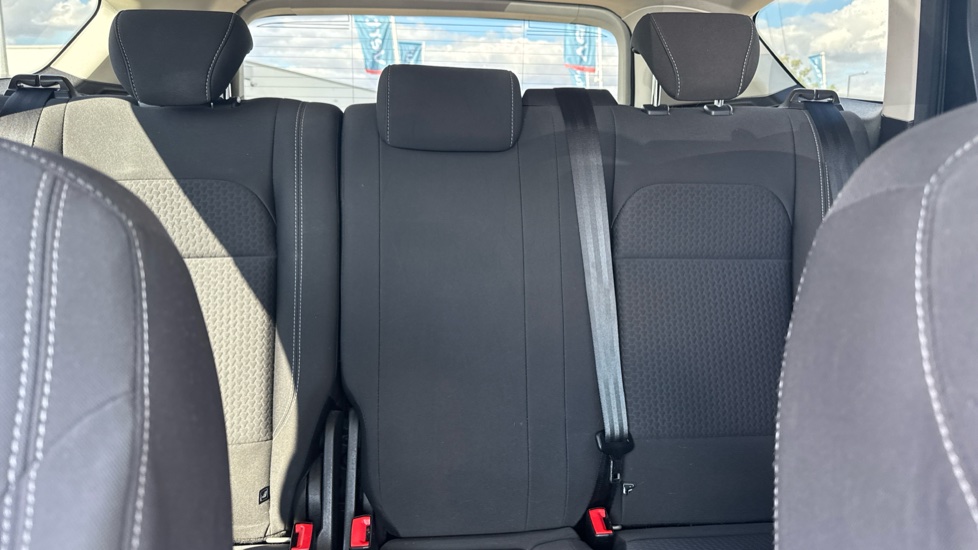 Ford Kuga 1.5 TDCi Zetec 5dr 2WD Diesel Estate - Image 15