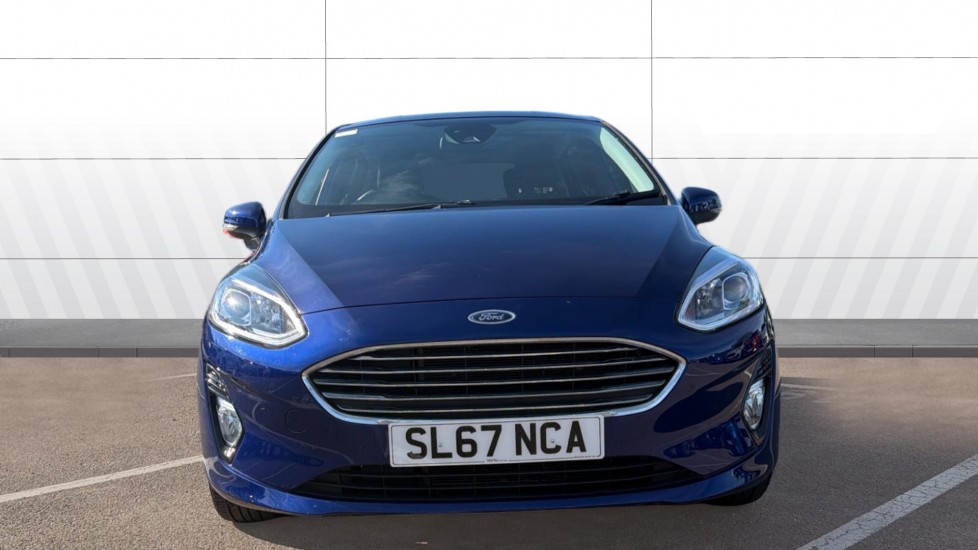 Ford Fiesta 1.1 Zetec 5dr Petrol Hatchback - Image 3