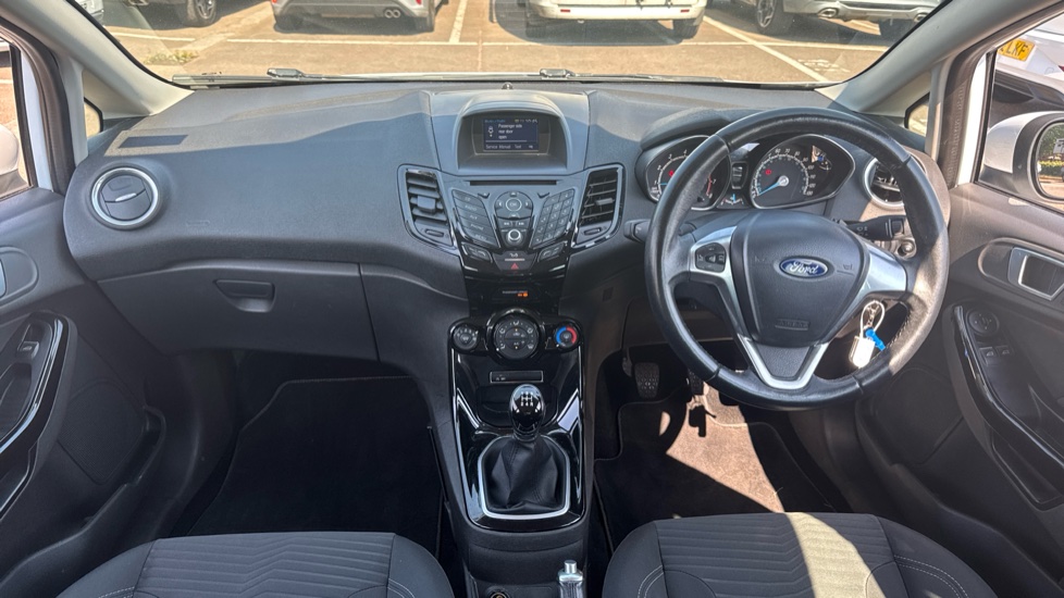 Ford Fiesta 1.0 Zetec 5dr Petrol Hatchback - Image 10