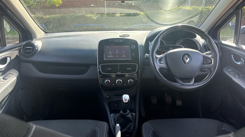 Renault Clio 0.9 TCE 90 Dynamique Nav 5dr Petrol Hatchback - Image 10