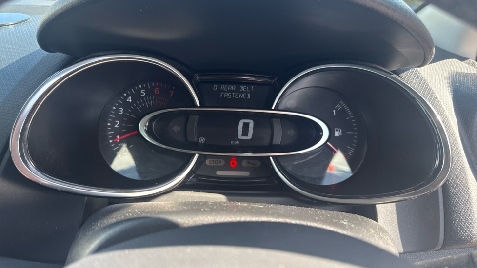 Renault Clio 0.9 TCE 90 Dynamique Nav 5dr Petrol Hatchback - Image 18