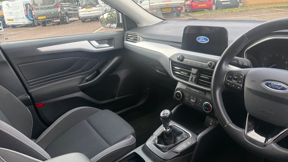 Ford Focus 1.0 EcoBoost 125 Zetec 5dr Petrol Hatchback - Image 14