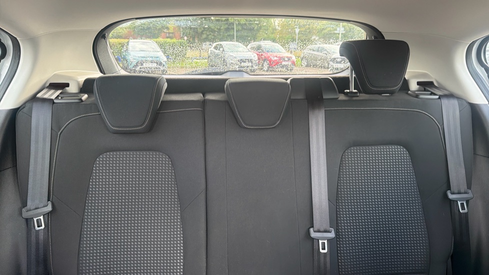Ford Focus 1.0 EcoBoost 125 Zetec 5dr Petrol Hatchback - Image 15