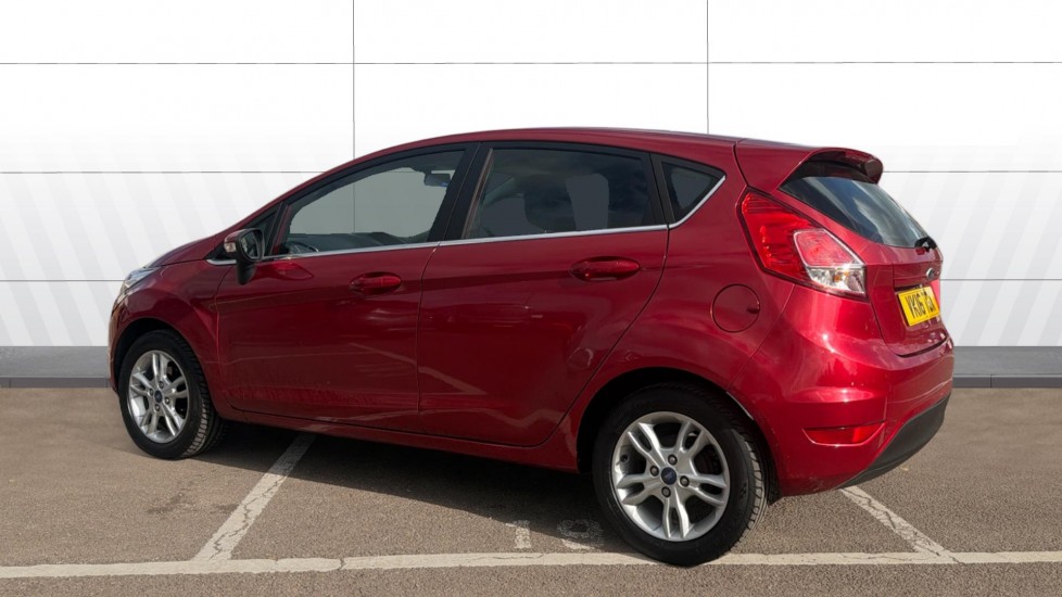 Ford Fiesta 1.25 82 Zetec 5dr Petrol Hatchback - Image 2
