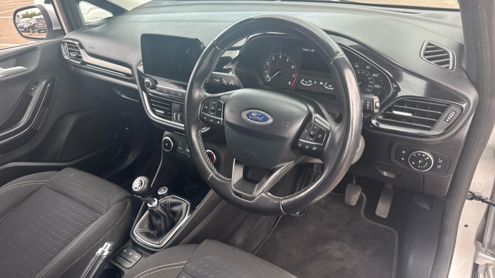 Ford Fiesta 1.0 EcoBoost Zetec 5dr Petrol Hatchback - Image 11