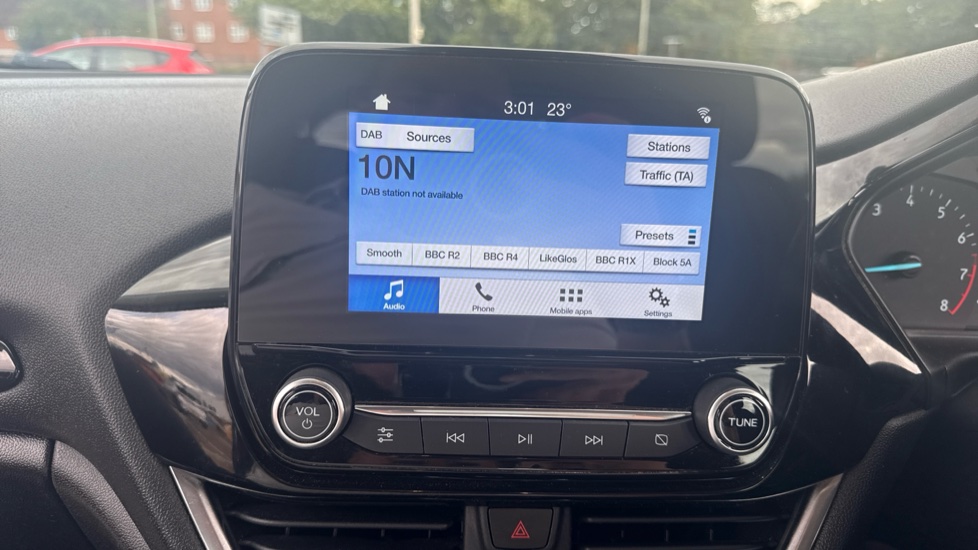 Ford Fiesta 1.0 EcoBoost Zetec 5dr Petrol Hatchback - Image 12
