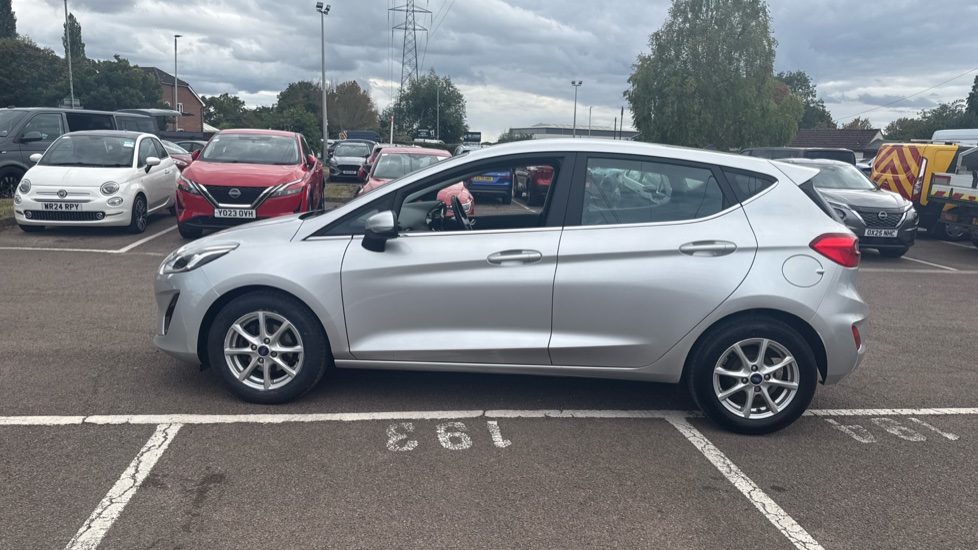 Ford Fiesta 1.0 EcoBoost Zetec 5dr Petrol Hatchback - Image 23