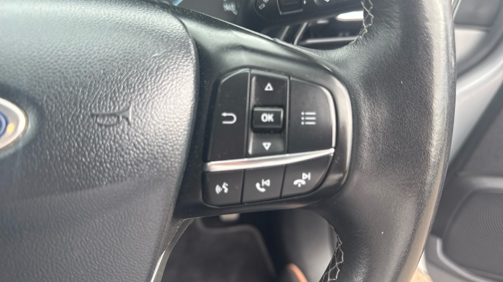 Ford Fiesta 1.0 EcoBoost Zetec 5dr Petrol Hatchback - Image 28