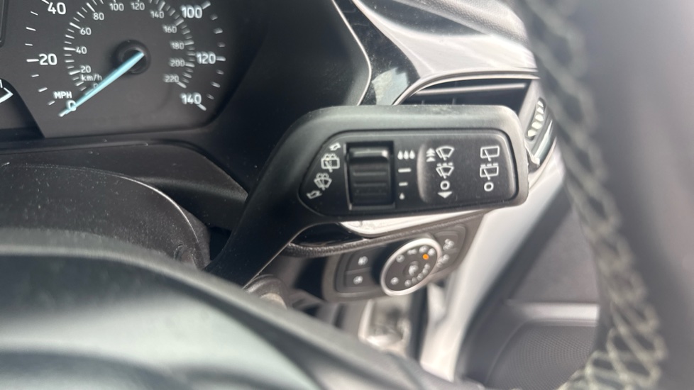 Ford Fiesta 1.0 EcoBoost Zetec 5dr Petrol Hatchback - Image 31