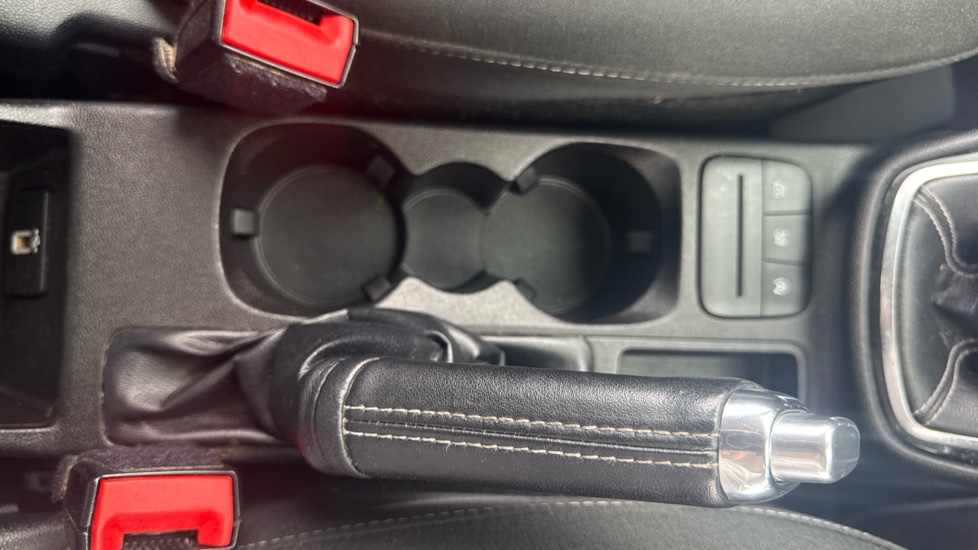 Ford Fiesta 1.0 EcoBoost Zetec 5dr Petrol Hatchback - Image 34
