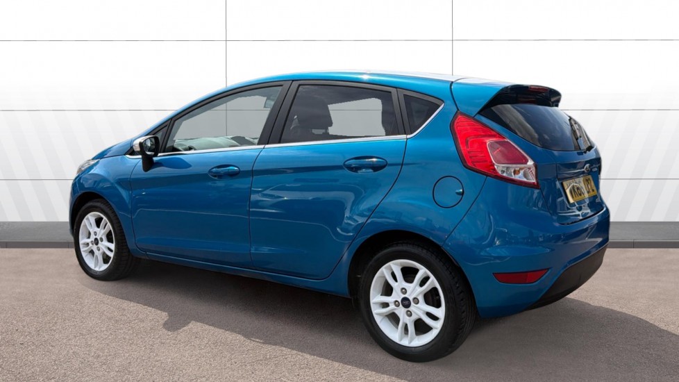 Ford Fiesta 1.25 82 Zetec Blue 5dr Petrol Hatchback - Image 2