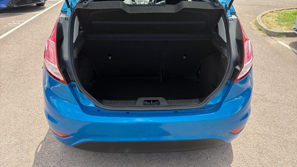 Ford Fiesta 1.25 82 Zetec Blue 5dr Petrol Hatchback - Image 4
