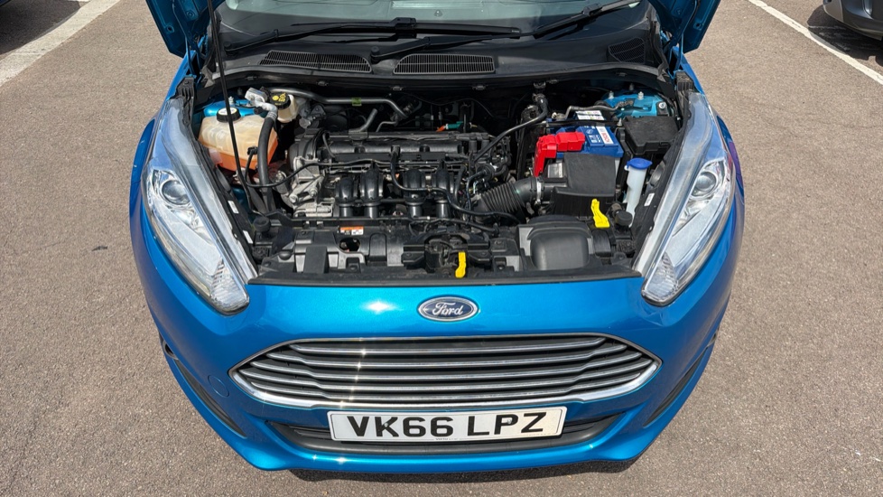 Ford Fiesta 1.25 82 Zetec Blue 5dr Petrol Hatchback - Image 8
