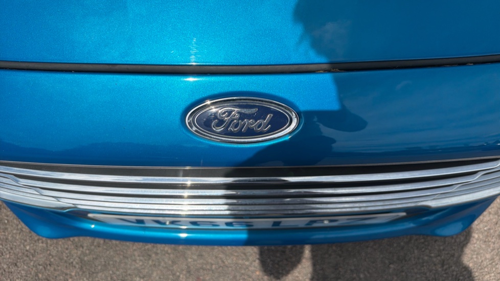 Ford Fiesta 1.25 82 Zetec Blue 5dr Petrol Hatchback - Image 26