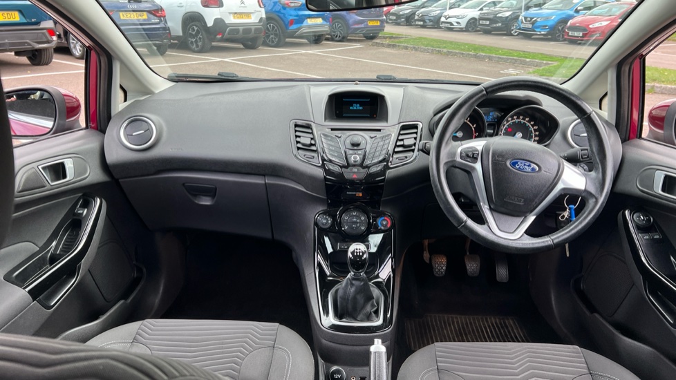 Ford Fiesta 1.0 Zetec 5dr Petrol Hatchback - Image 10