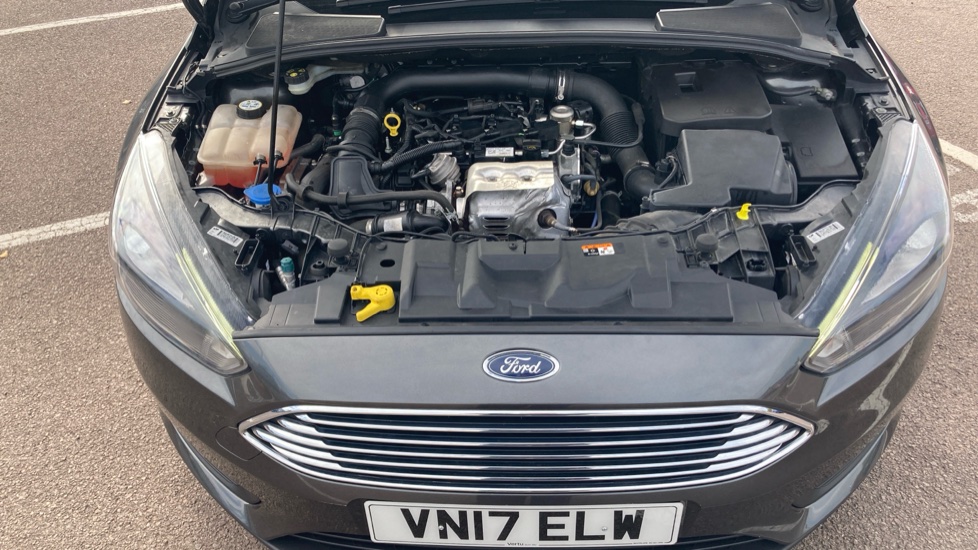 Ford Focus 1.0 EcoBoost 125 Zetec Edition 5dr Petrol Hatchback - Image 8