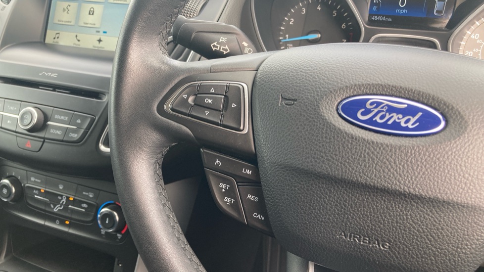 Ford Focus 1.0 EcoBoost 125 Zetec Edition 5dr Petrol Hatchback - Image 38