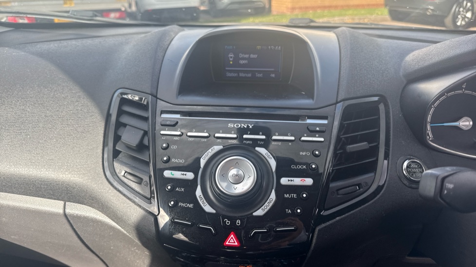 Ford Fiesta 1.0 EcoBoost Titanium 5dr Petrol Hatchback - Image 12