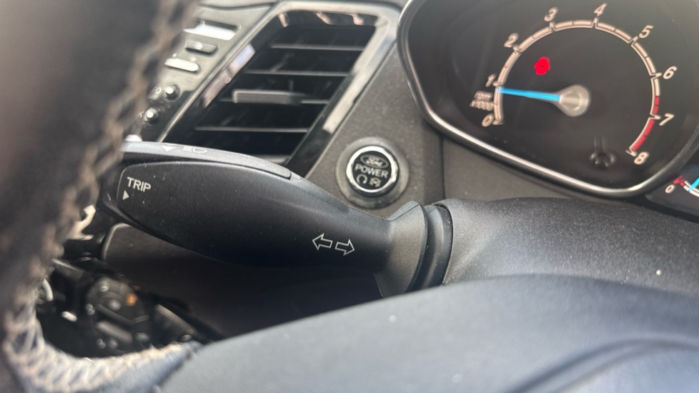 Ford Fiesta 1.0 EcoBoost Titanium 5dr Petrol Hatchback - Image 28