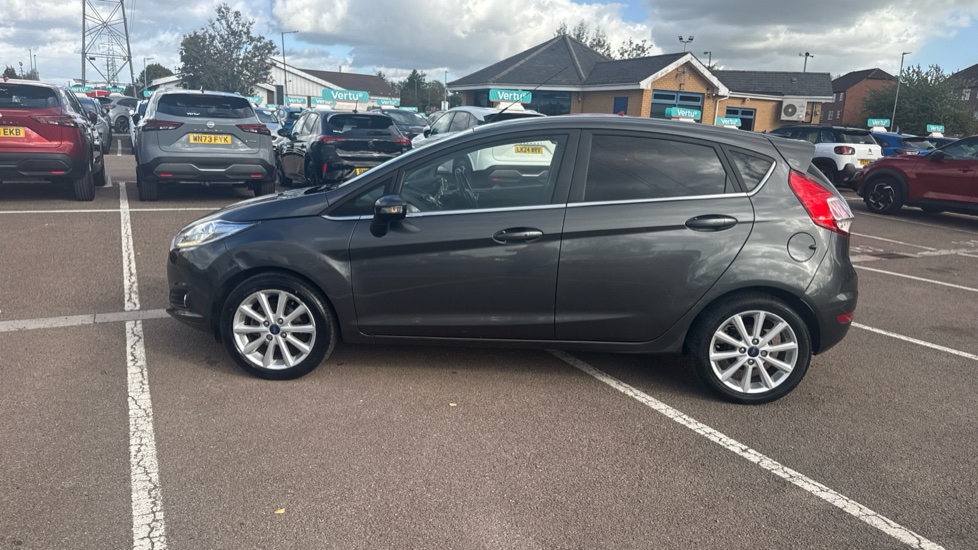 Ford Fiesta 1.0 EcoBoost Titanium 5dr Petrol Hatchback - Image 43