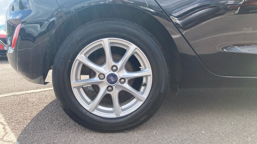 Ford Fiesta 1.0 EcoBoost Zetec 5dr Petrol Hatchback - Image 7