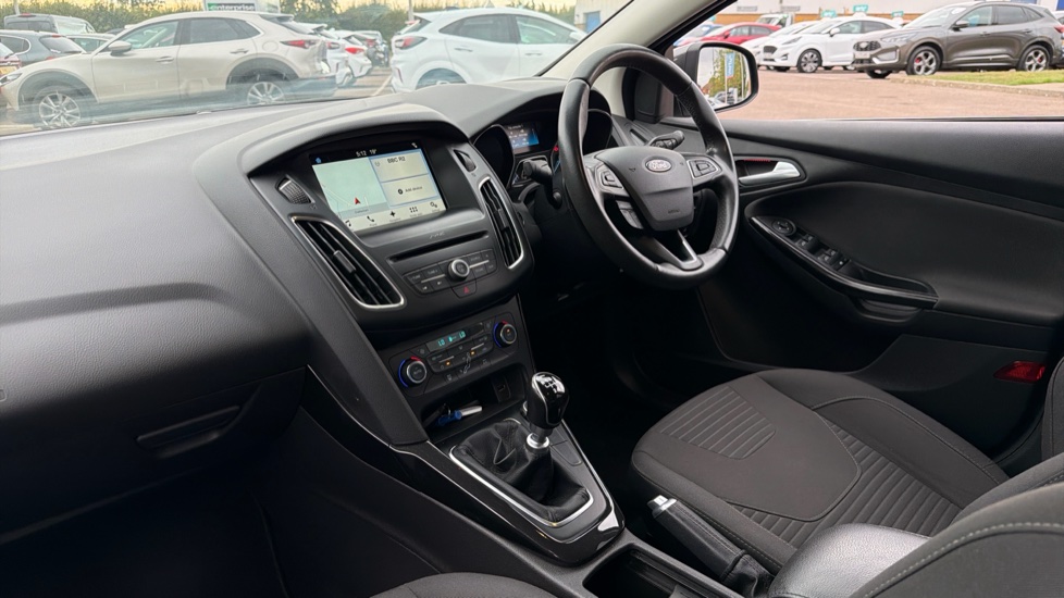 Ford Focus 1.0 EcoBoost 125 Titanium 5dr Petrol Hatchback - Image 9