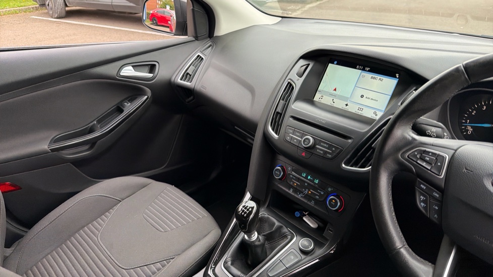 Ford Focus 1.0 EcoBoost 125 Titanium 5dr Petrol Hatchback - Image 14