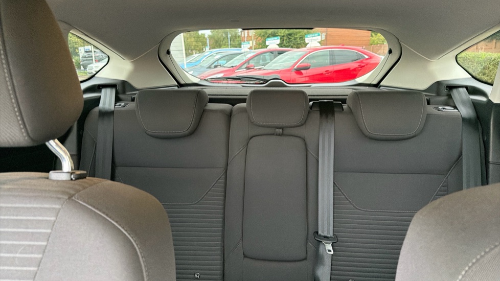 Ford Focus 1.0 EcoBoost 125 Titanium 5dr Petrol Hatchback - Image 15