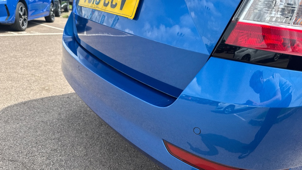 Skoda Fabia 1.0 TSI 110 SE L 5dr Petrol Estate - Image 21
