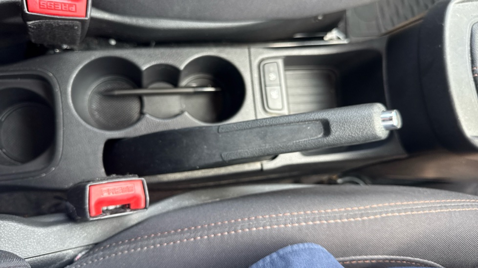 Ford KA+ 1.2 85 Active 5dr Petrol Hatchback - Image 40