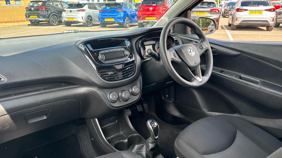 Vauxhall Viva 1.0 SE 5dr [A/C] Petrol Hatchback - Image 9