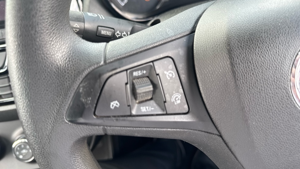 Vauxhall Viva 1.0 SE 5dr [A/C] Petrol Hatchback - Image 26