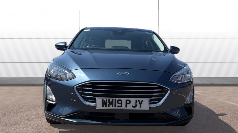 Ford Focus 1.0 EcoBoost 125 Titanium 5dr Auto Petrol Hatchback - Image 3