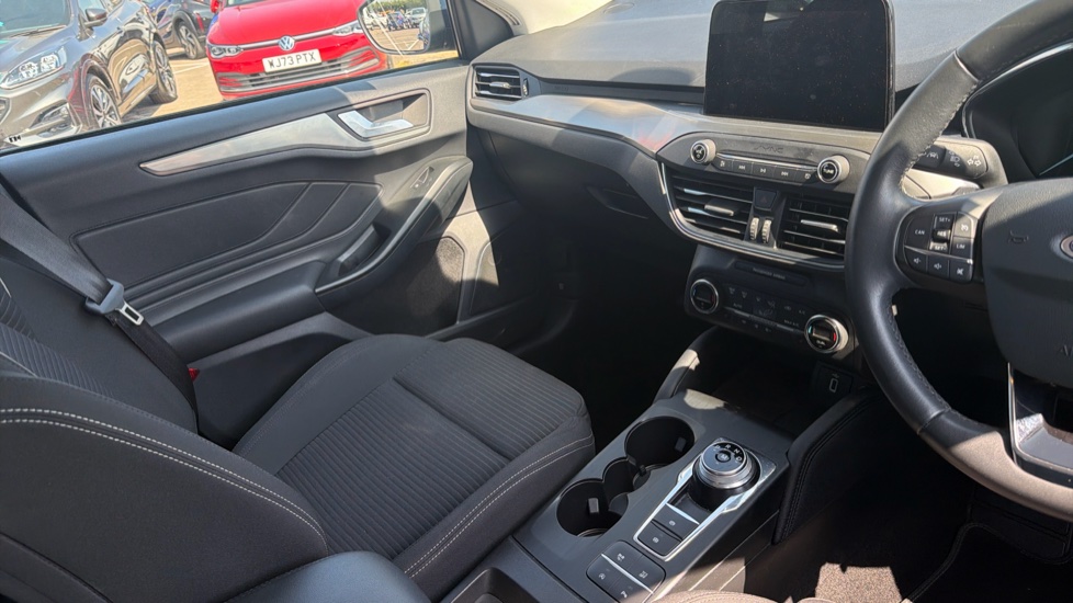 Ford Focus 1.0 EcoBoost 125 Titanium 5dr Auto Petrol Hatchback - Image 14