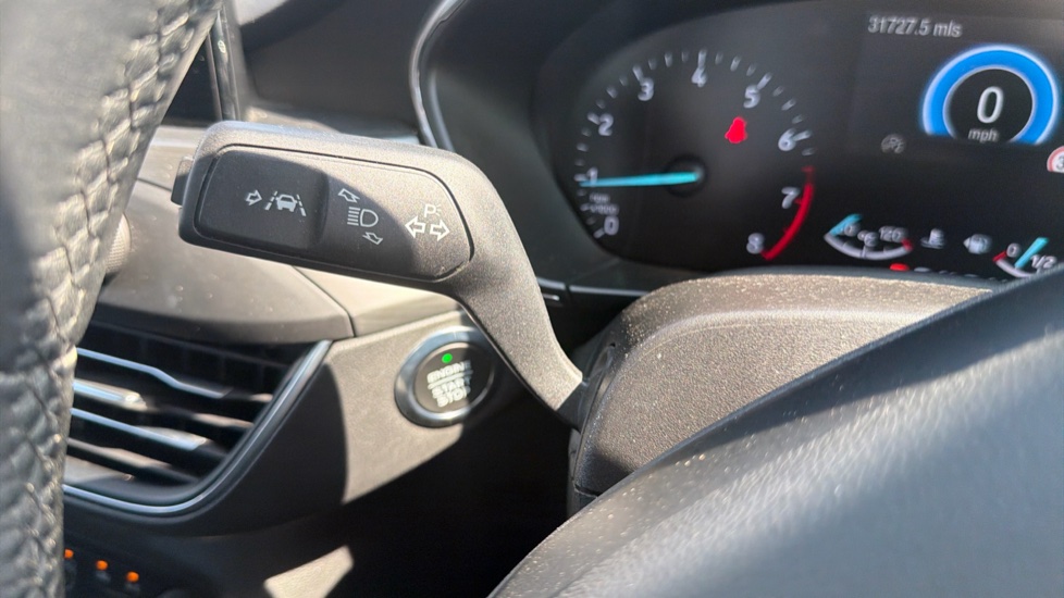 Ford Focus 1.0 EcoBoost 125 Titanium 5dr Auto Petrol Hatchback - Image 36