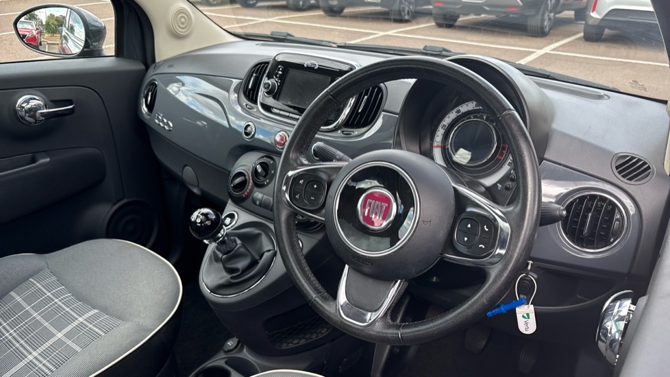 Fiat 500 1.2 Lounge 3dr Petrol Hatchback - Image 11