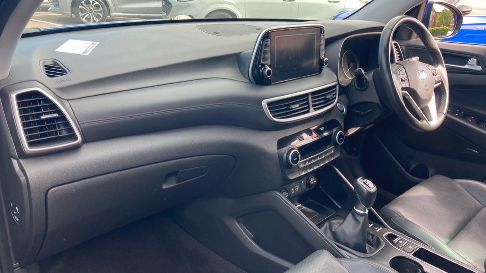 Hyundai TUCSON 1.6 TGDi 177 Premium 5dr 2WD Petrol Estate - Image 9