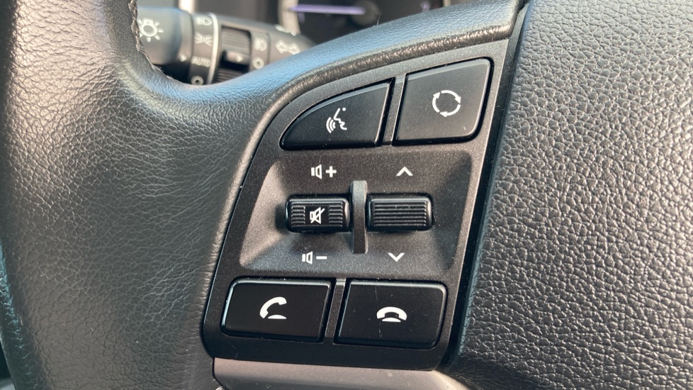 Hyundai TUCSON 1.6 TGDi 177 Premium 5dr 2WD Petrol Estate - Image 21