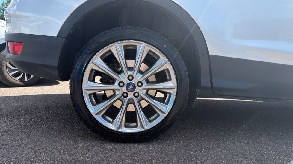 Ford Kuga 2.0 TDCi Titanium X Edition 5dr 2WD Diesel Estate - Image 7