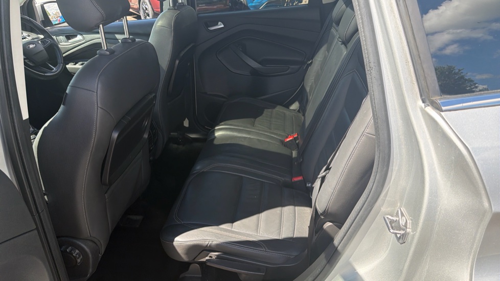 Ford Kuga 2.0 TDCi Titanium X Edition 5dr 2WD Diesel Estate - Image 16