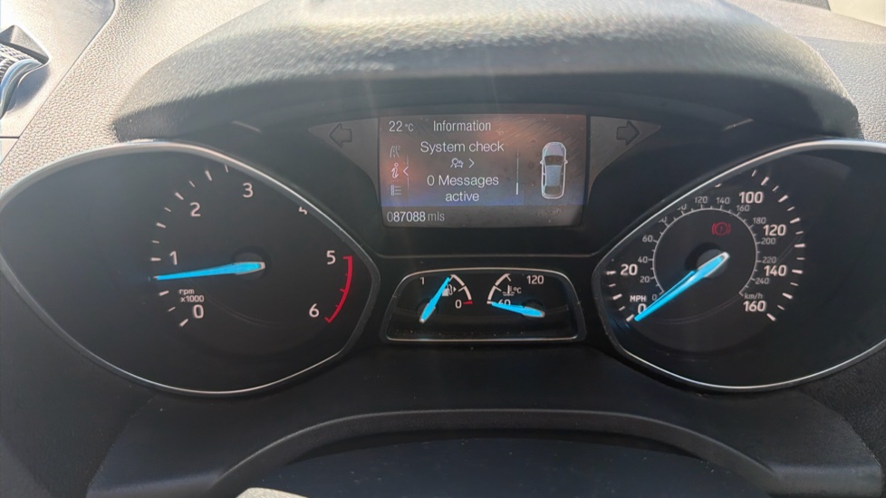 Ford Kuga 2.0 TDCi Titanium X Edition 5dr 2WD Diesel Estate - Image 18