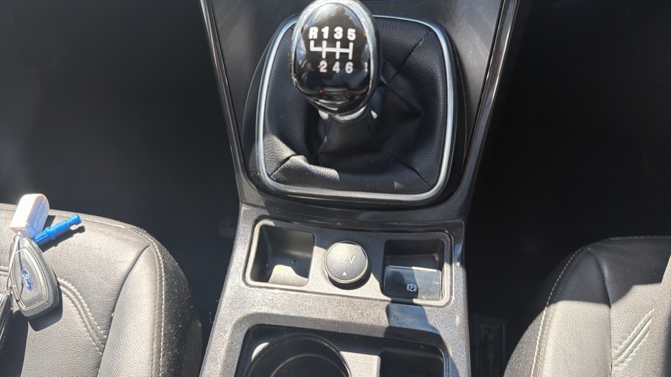 Ford Kuga 2.0 TDCi Titanium X Edition 5dr 2WD Diesel Estate - Image 27