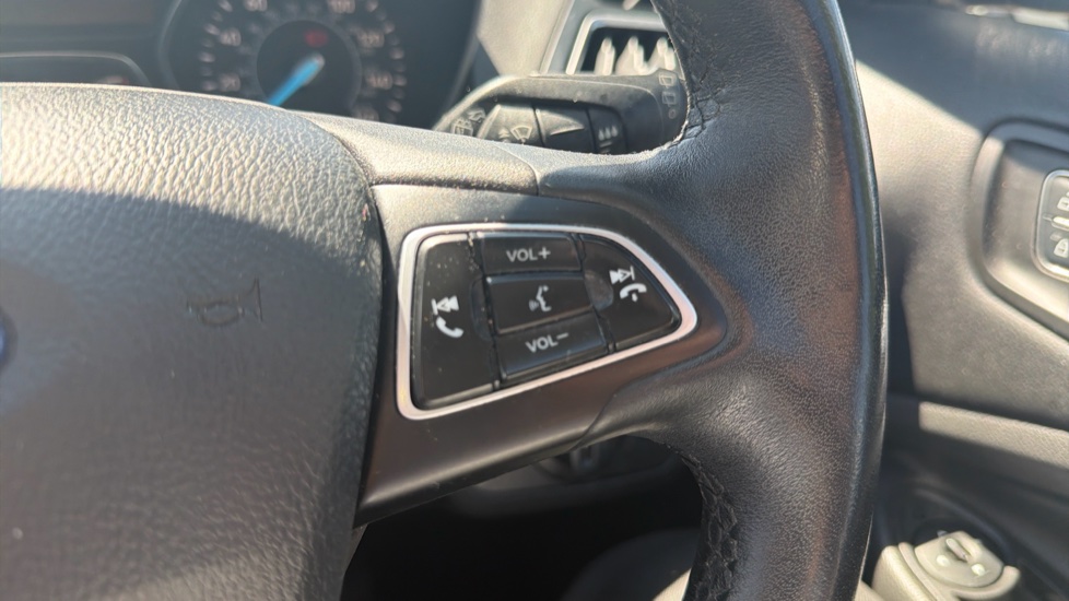 Ford Kuga 2.0 TDCi Titanium X Edition 5dr 2WD Diesel Estate - Image 30