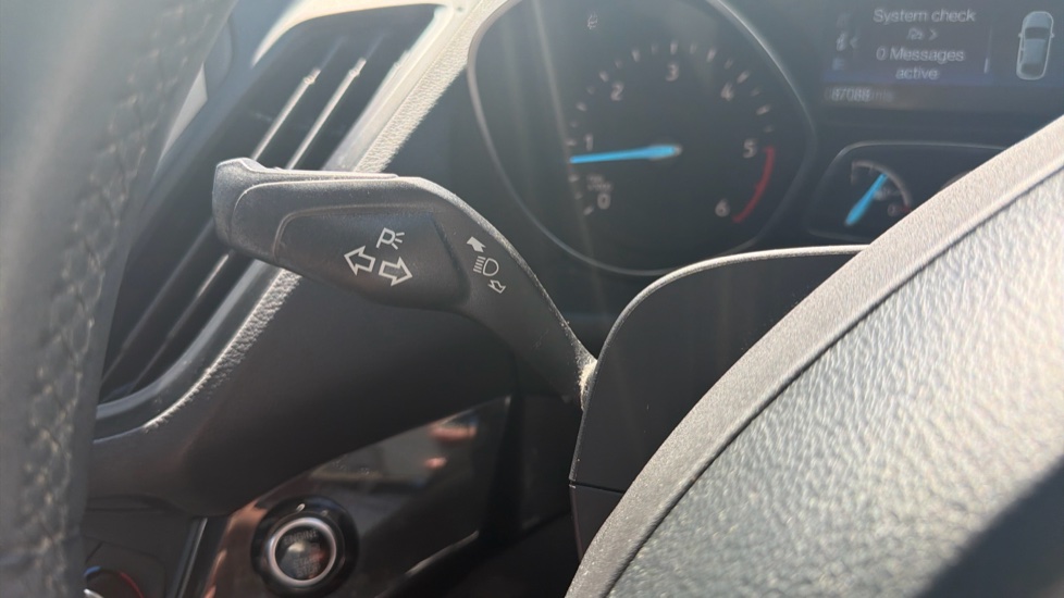 Ford Kuga 2.0 TDCi Titanium X Edition 5dr 2WD Diesel Estate - Image 32