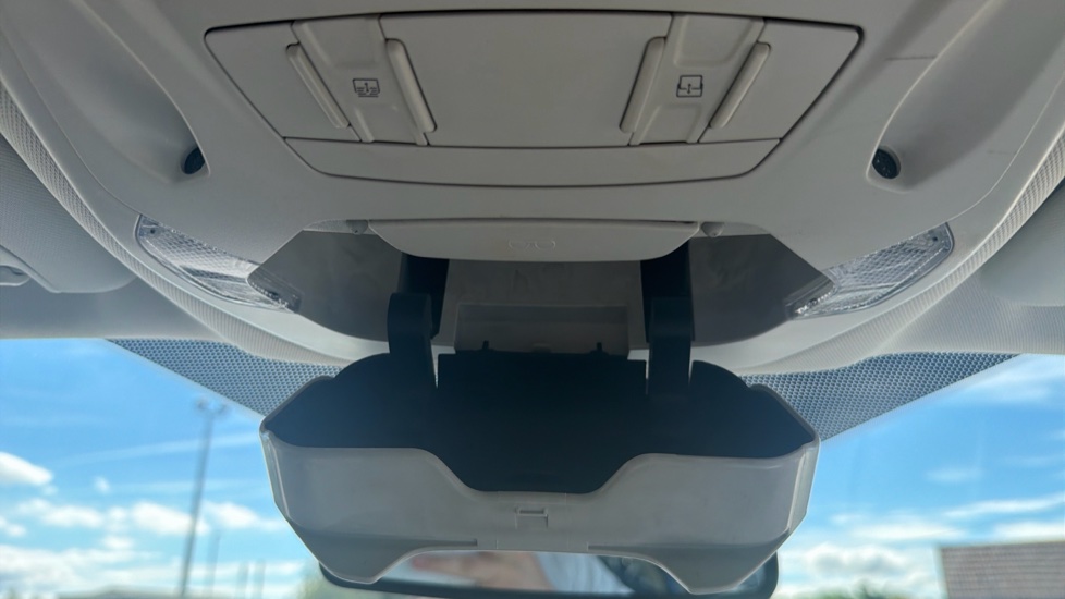 Ford Kuga 2.0 TDCi Titanium X Edition 5dr 2WD Diesel Estate - Image 36